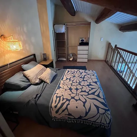 De Rose Sous Les Etoiles Holiday home Pont-Saint-Esprit